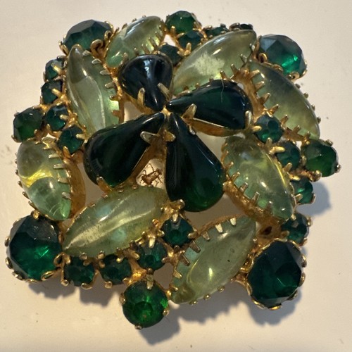 Vtg Emerald Greens, Light Greens Goldtone Pin Brooch