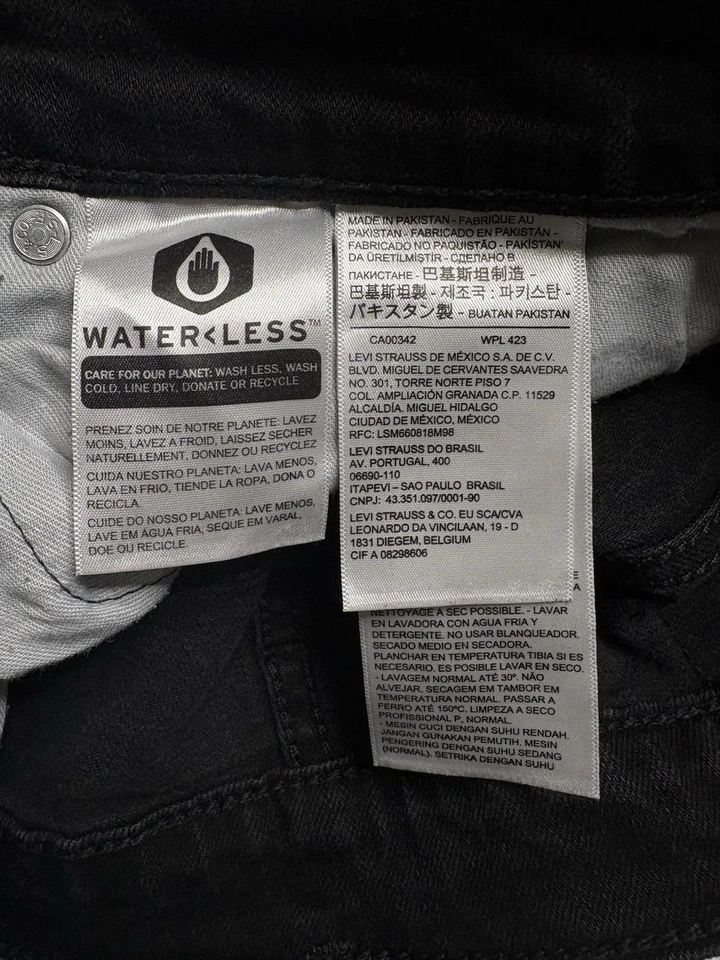 Levi's 511 Slim Fit Mid Rise Red Tab Black Denim Classic Jeans Men's 34 x 32 - Image 4 of 4