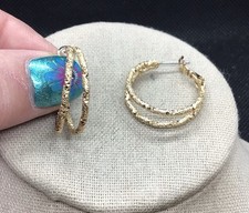 Vintage Gold Tone Costume Etched Design Double Hoop Earrings H066
