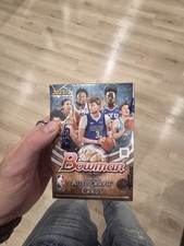 Bowman 2025-26 Basketball NBA Trading Cards 6-Card Pack Look for Autographs