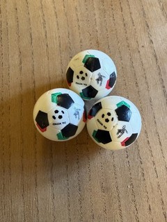 Subbuteo 3 x Italia 90 Balls unboxed (61220)