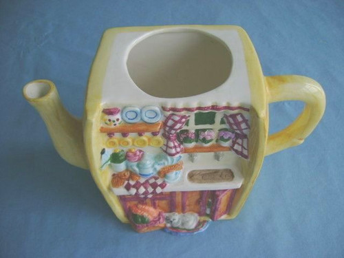 Maceta decorativa de cerámica con tema de cocina en el frente amarilla con varios colores - Imagen 2 de 12
