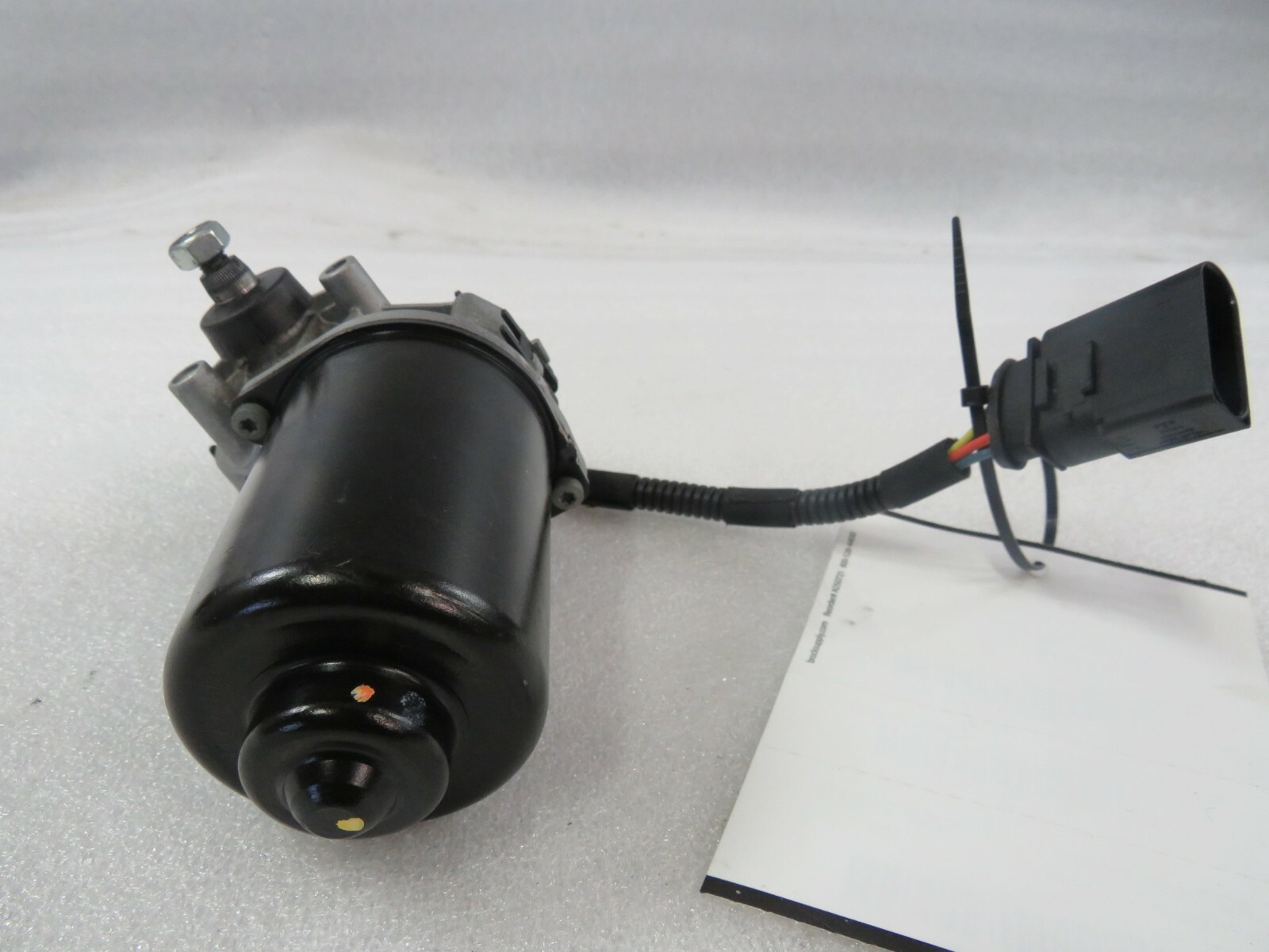 Maserati Levante, Wiper Motor, Used, P/N 675000620