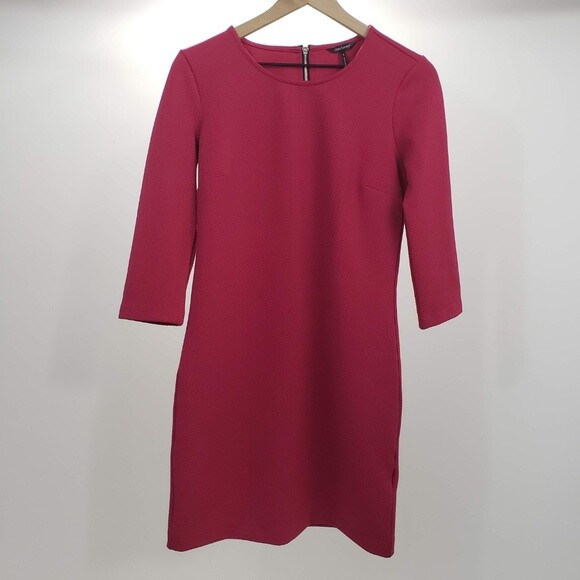 daisy fuentes red dress Picture of Daisy Fuentes