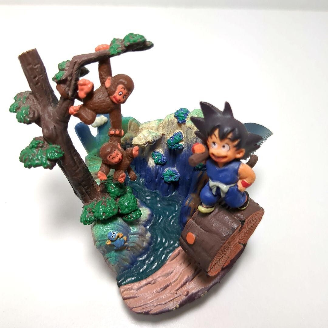 Dragon Ball Capsule Chronicle Chapter Son Goku Monkey log Figure