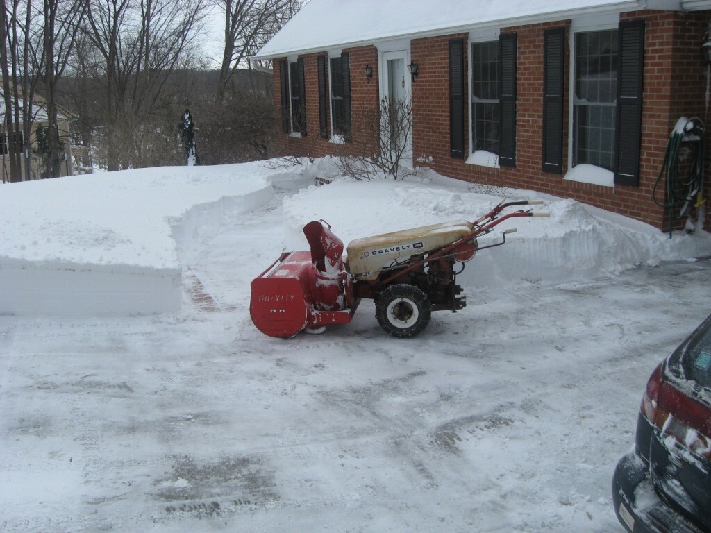 Gravely MA211 34" TwoStage Snowblower Snow Blower One Owner Works