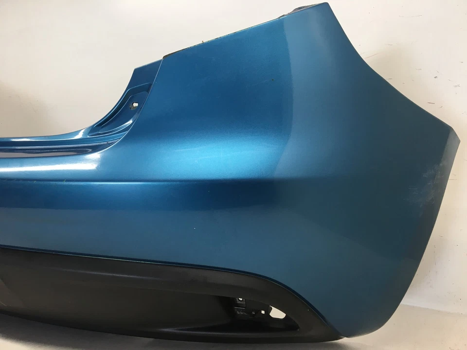 Крышка заднего бампера Mazda 2 2011-2014 DR61-50221 Original2 - Изображение 2 из 4