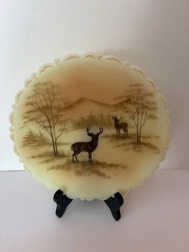 Fenton Deer Scene Plate 8"