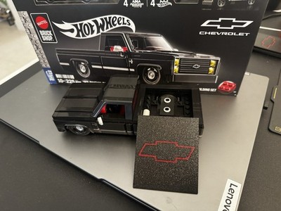 Bed Cover For Hot Wheels 83 Chevy Silverado Brick Shop (TRUCKS NOT INCLUDED)
