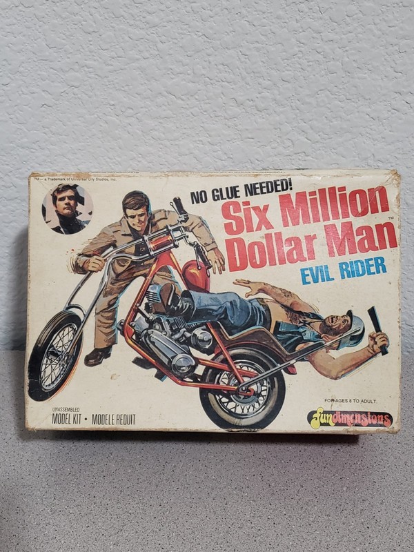 Fundimensions Six Million Dollar Man Evil Rider Snap-Together Model Kit 1-0604
