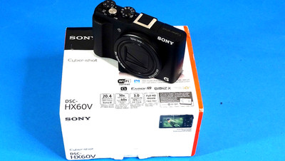Sony Cyber-shot DSC HX60V Kompaktkamera Schwarz 20,4MP 30x 1080p WiFi und GPS - 