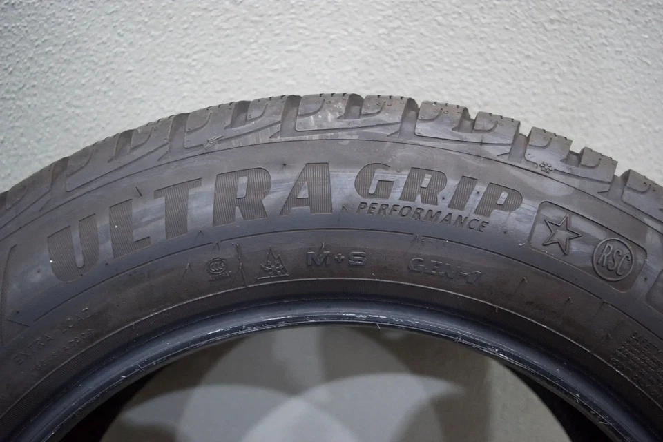 4x Goodyear UltraGrip 8 RSC * 205 60 R16 96H M+S Winterreifen Reifen S398S - Bild 4 von 4