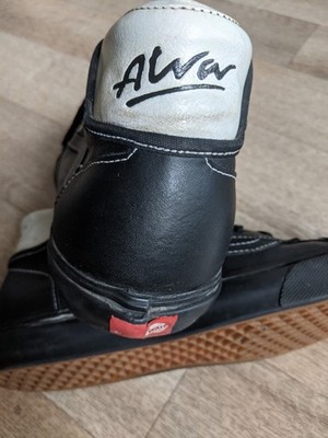Tony Alva SK8-Hi Signature Vans Skateboard shoe