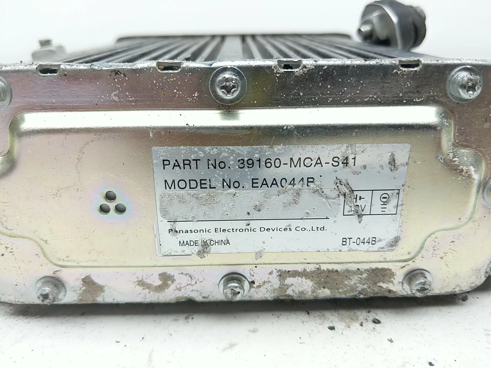 13 Honda Goldwing GL 1800 F6B аудио радио тюнер усилитель 39160-MCA-S41 - Изображение 2 из 4