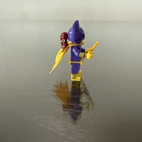 Lego Batgirl 30612 Yellow Cape  Batman Movie Super Heroes Minifigure