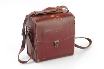 Hasselblad Outfit Case 302/304 (170x120x160 mm) RED/BROWN