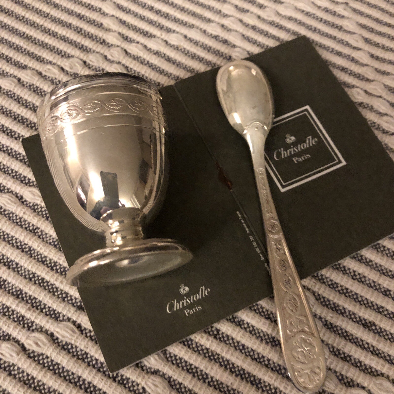 COQUETIER EN MÉTAL Argenté avec sa Cuillère à Oeuf Orfèvre Argental