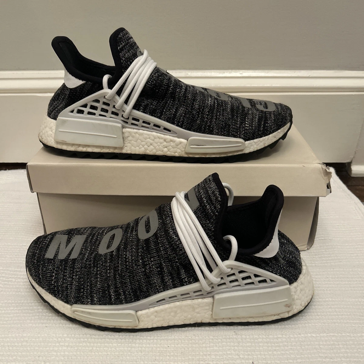 Human race top shoe laces