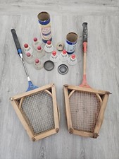 RED RIBBON Blue Ribbon Vintage Set of 4 Badminton Rackets - Shuttlecocks