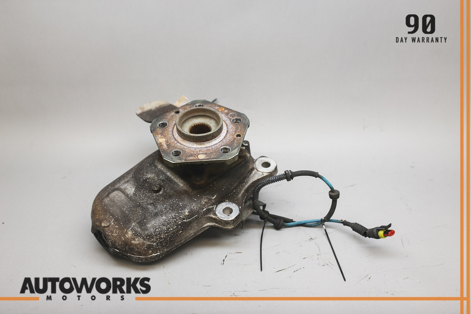 03-08 Maserati Quattroporte M139 Front Left Spindle Knuckle Carrier w/ Hub OEM