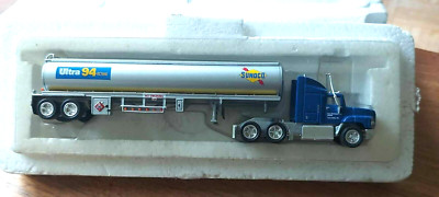 Matchbox Ultra Collector's Sunoco Oil Tanker, CCY10, Ford Aeromax 1-97 unbenutzt