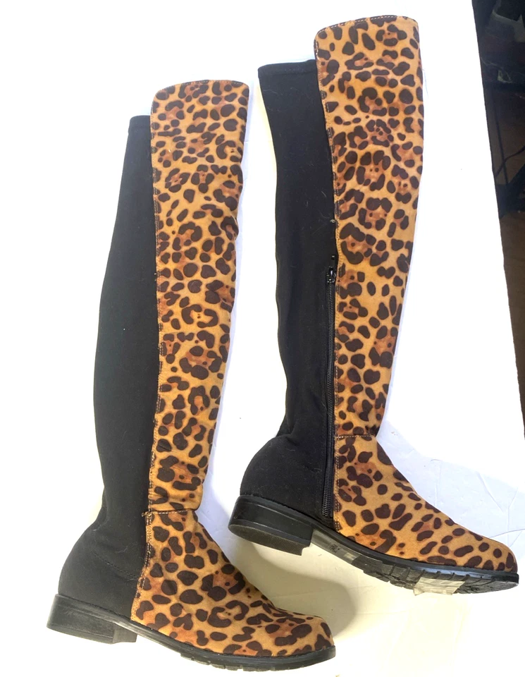 Bota de Bambú 6.5 M Plana Marrón Guepardo Elastizada Imitación Gamuza Hasta la Rodilla Cremallera al Tobillo Foto 3 de 4