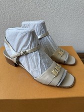 SALVATORE FERRAGAMO Boutique Pearl Calfskin Low Block Heel Sandals 9.5AA Gancini