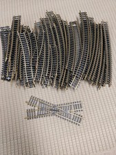 HO Gleisen und eine Weiche aus einem Konvolut 