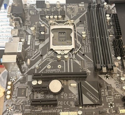 GIGABYTE B365M DS3H LGA1151 DDR4 Motherboard - READ Description 