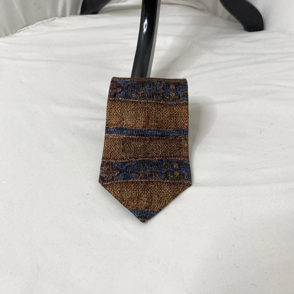 Corbata italiana de seda Bugatti para hombre marrón y azul a rayas 56 X 4 pulgadas Foto 2 de 4