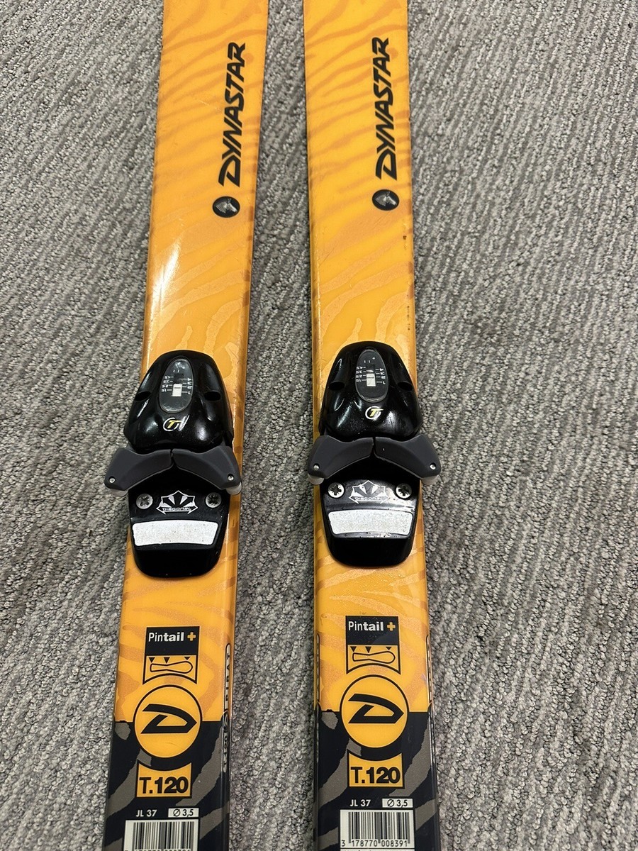 Kids Dynastar Skis With Tyrolia bindings. 120cm nice condition