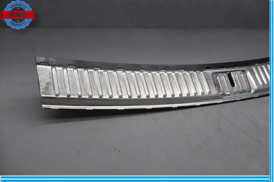 11-17 Volkswagen Touareg Trunk Scuff Plate Sill Trim Panel 7P0863459 Oem - Image 3 of 4