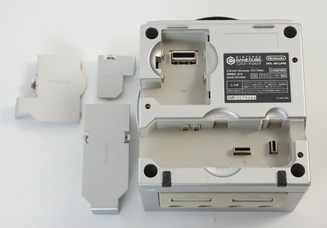 Gamecube Nintendo Silver Console -System Only- DOL-001 JP For
