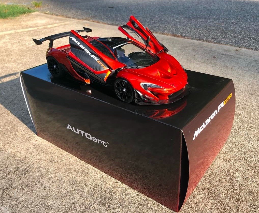 AUTOart 1:18 Scale McLaren P1-GTR Volcano Orange Diecast Car With