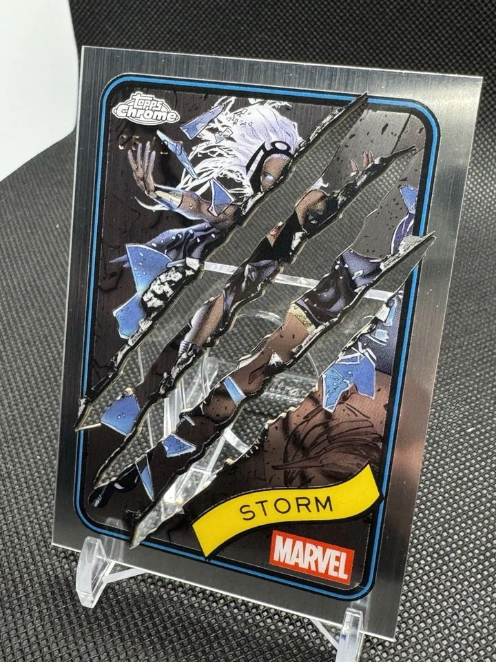 2025 Topps Chrome Marvel Wolverine Clawed Chrome Variation SSP Storm #5/20 - Image 4 of 4