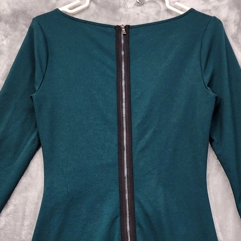 Kenneth Cole Dress Womens 8 Green Long Sleeve Ruched Side Back Exposed Zipper - Image 4 of 4