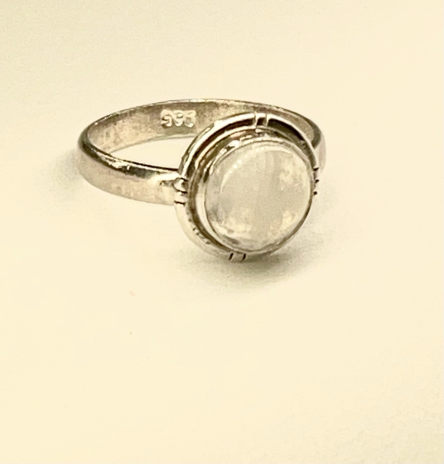 Solid 925 Sterling Silver Round Moonstone Ring Si… - image 9