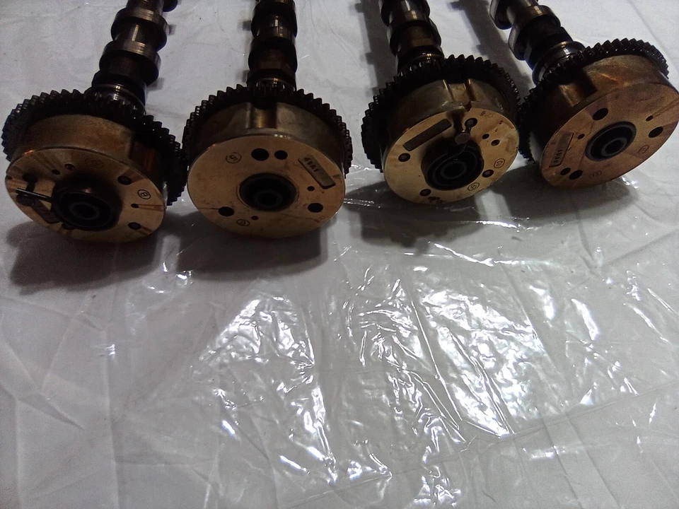 Juego de árbol de levas de admisión y escape Hyundai Genesis 2009 2010 2011 4,6 L 24370-3F300 Foto 2 de 3