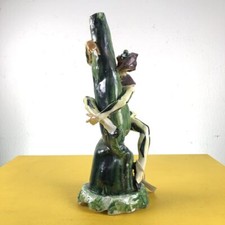 particolare vaso vintage in ceramica realizzato a mano