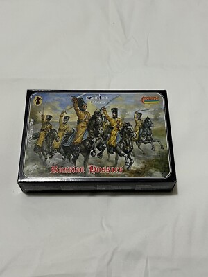 CRIMEAN RUSSIAN HUSSARS 0034 Strelets 1:72 GREEN 24 Action Figures