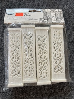 Wilton 5'' inch White Lattice Pillars Cake Decorations New In Package Baker Gamer