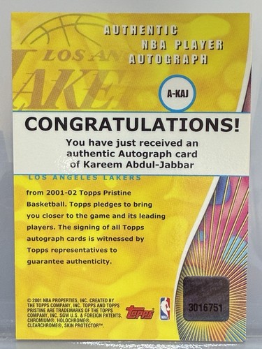 2001 Topps Pristine Kareem Abdul-Jabbar Gold Refractor Autograph on Card #AKAJ - Bild 2 von 2