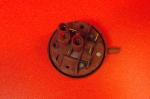 Washing Machine DIPLOMAT APM8552 PRESSURE SWITCH
