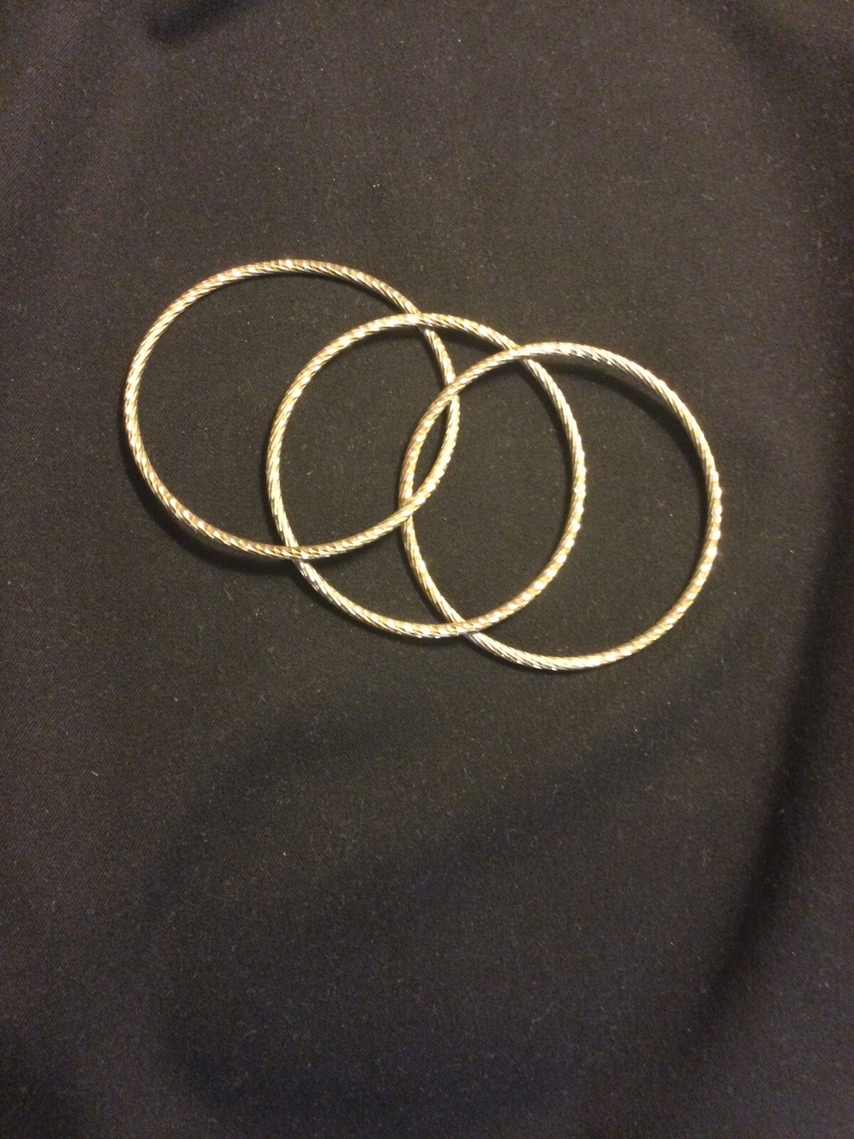 Three Gold-Tone, Interlinked Bangle Bracelets Wom… - image 4