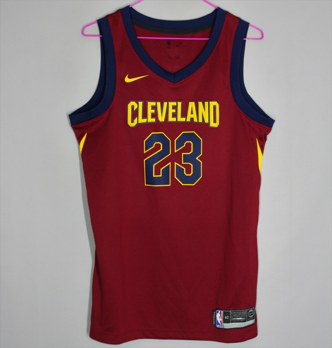 CLEVELAND CAVALIERS NBA BASKETBALL JERSEY SHIRT NIKE #23 LEBRON