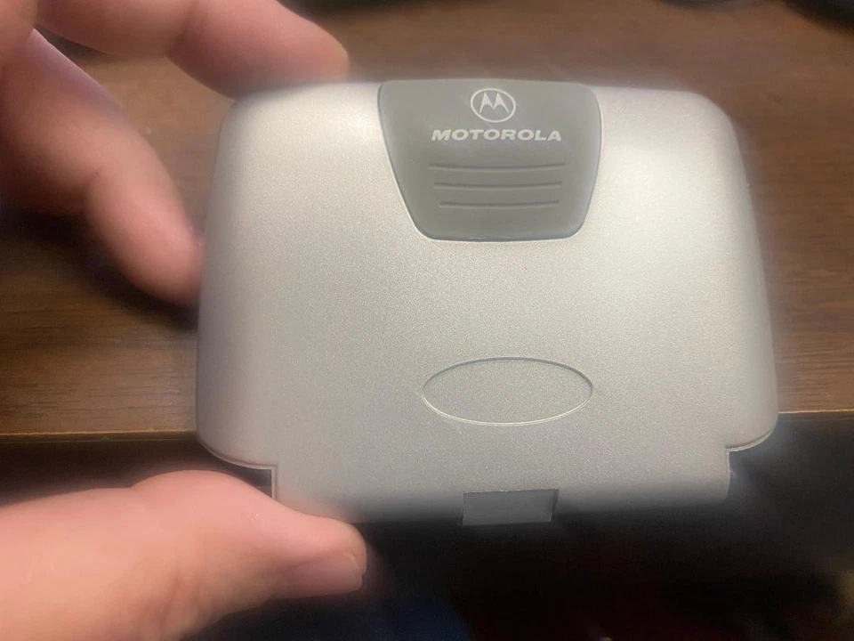 Motorola Timeport Pager Lcd. New In The Box. Silver and VERY RARE Pager Lcd - Image 3 of 4
