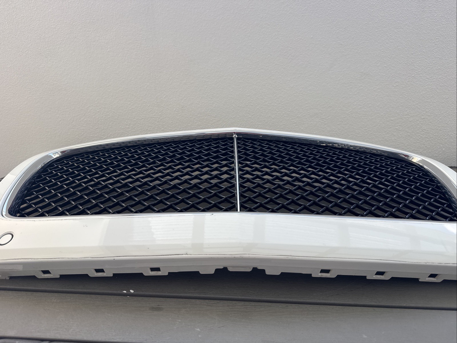 2016 Bentley Continental GT Front Grille