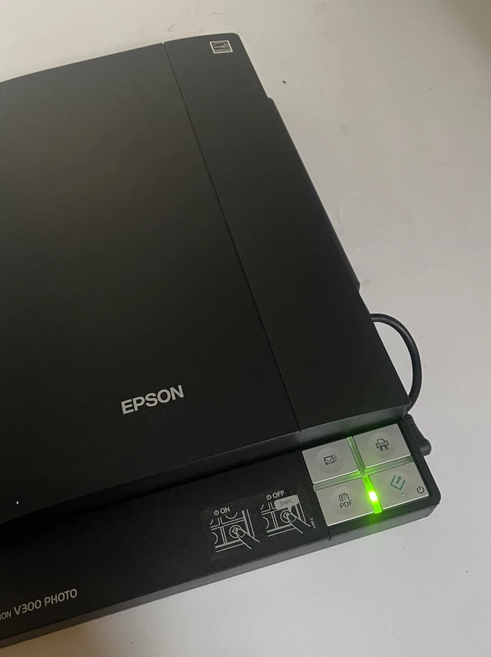 Epson Perfection V300 Photo Flatbed Scanner - Boxed - Untested But Powers On - Image 4 of 4