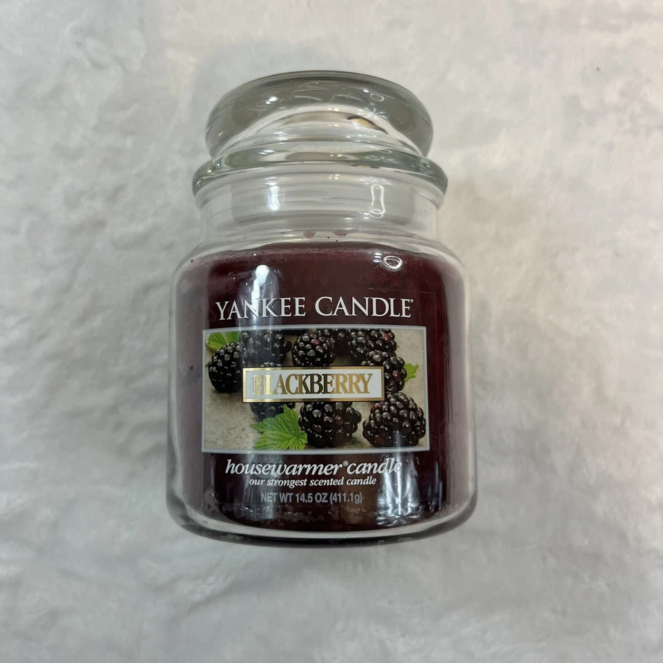 RARO Yankee Candle Blackberry Housewarmer BLANCO ETIQUETA Tarro 14.5 OZ Retirado Usado Foto 2 de 4