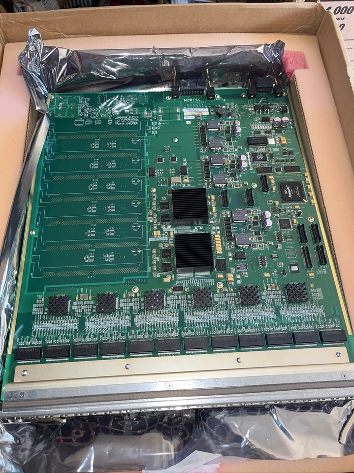 Nuevo módulo Nortel DS1404077, Passport 8348TX 48 puertos 10/100, Z1 Foto 4 de 4